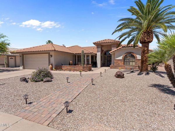 14626 W RAVENSWOOD Drive, Sun City West, AZ 85375