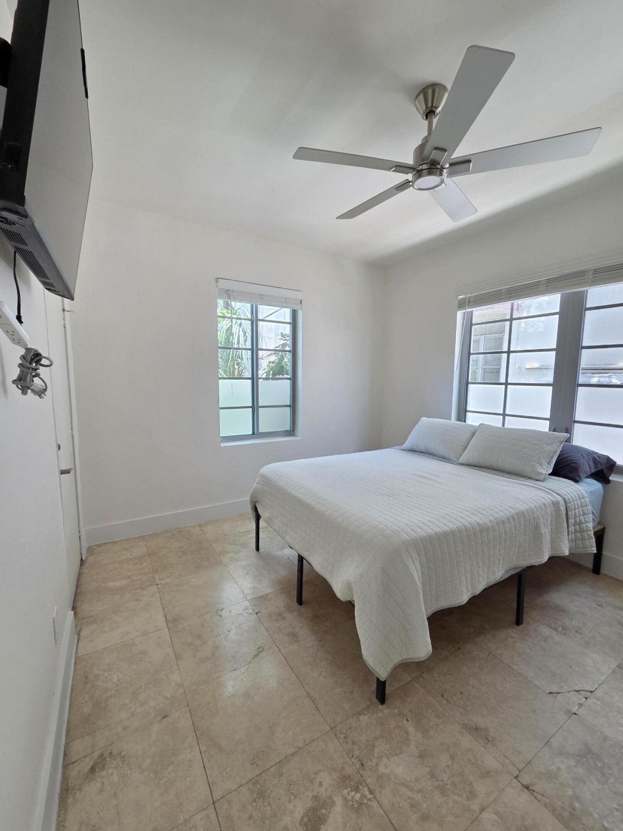 1045 Lenox Avenue, Unit 6, Miami Beach, FL 33139 Photo