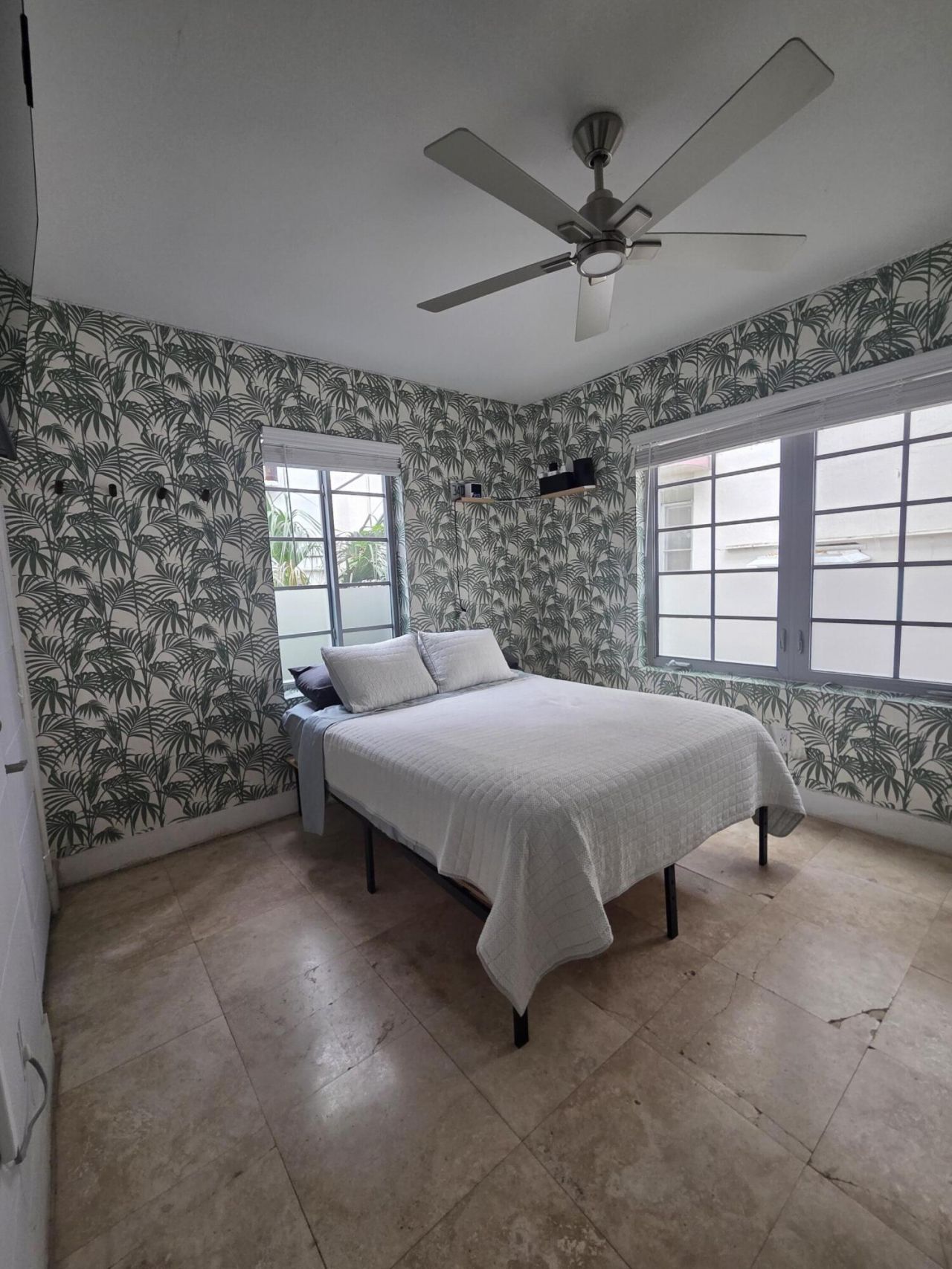 1045 Lenox Avenue, Unit 6, Miami Beach, FL 33139 Photo