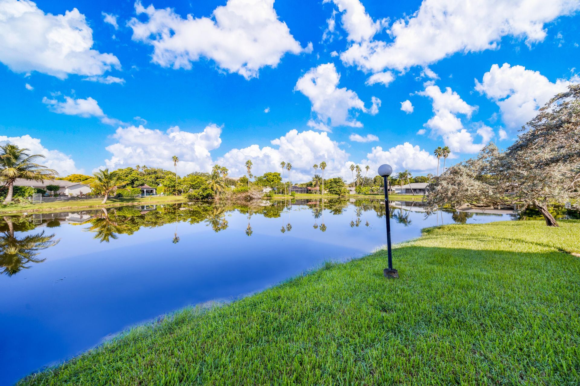 11477 NW 39th Court, Unit 306-1, Coral Springs, FL 33065 Photo
