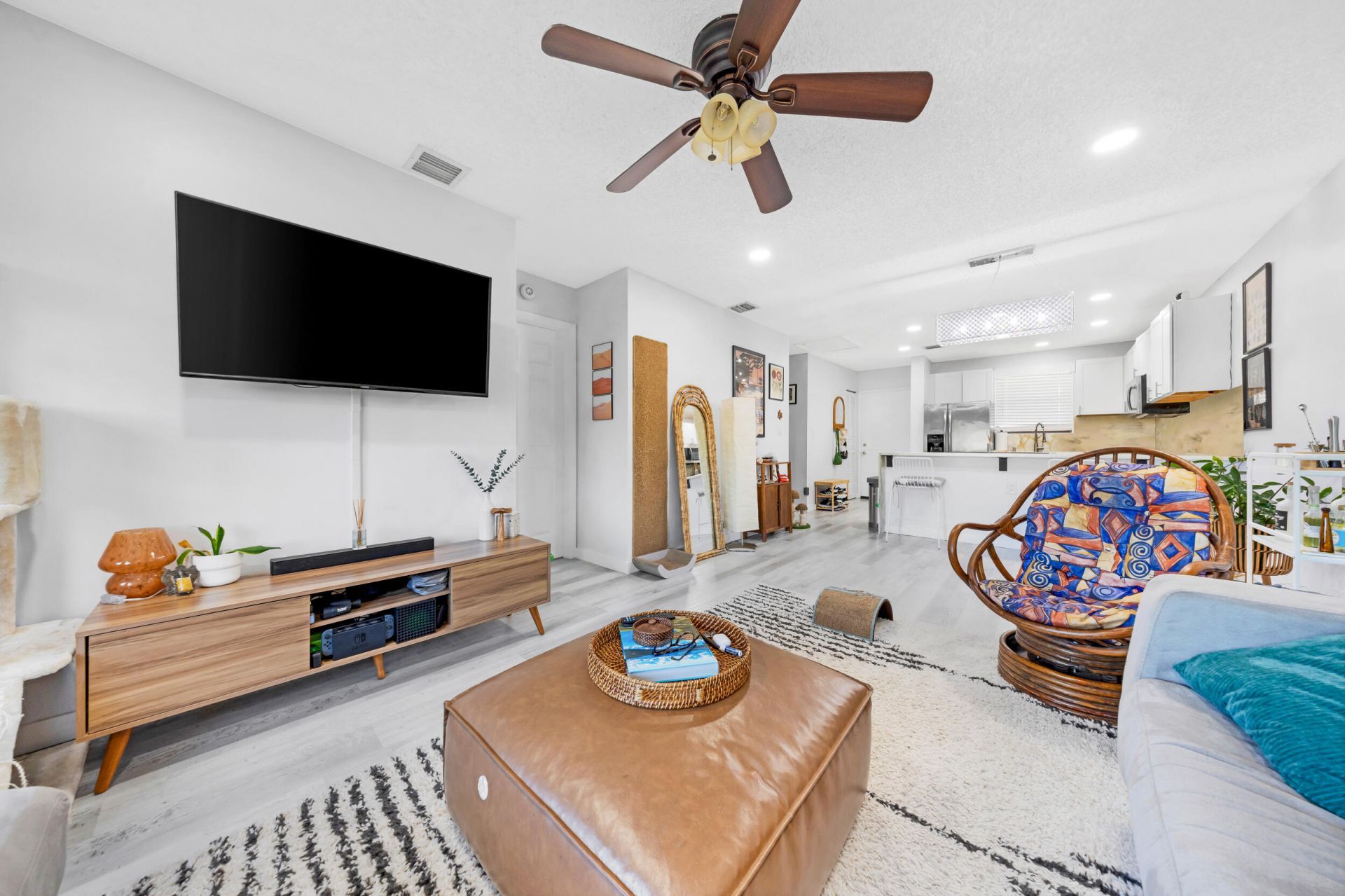 11477 NW 39th Court, Unit 306-1, Coral Springs, FL 33065 Photo
