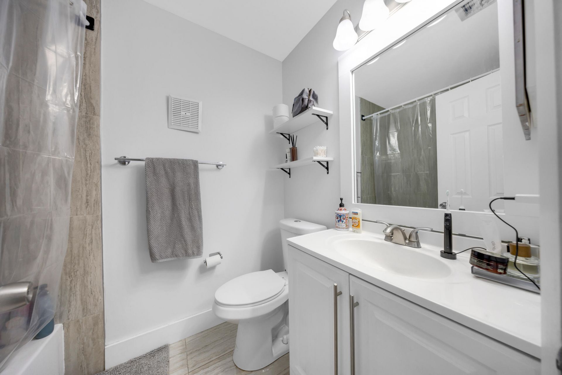 11477 NW 39th Court, Unit 306-1, Coral Springs, FL 33065 Photo