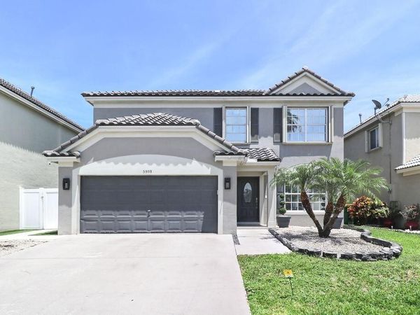 5808 N Plum Bay Parkway, Tamarac, FL 33321