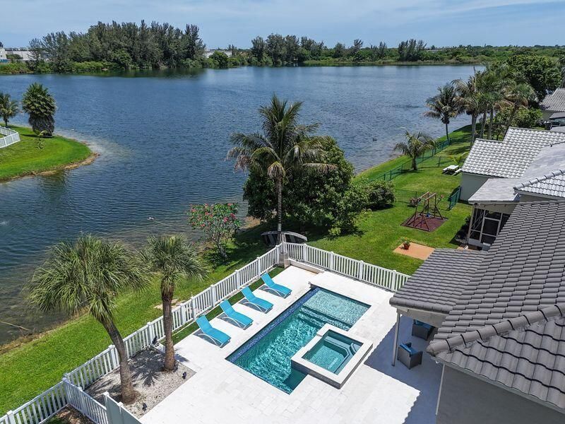 5808 N Plum Bay Parkway, Tamarac, FL 33321 Photo