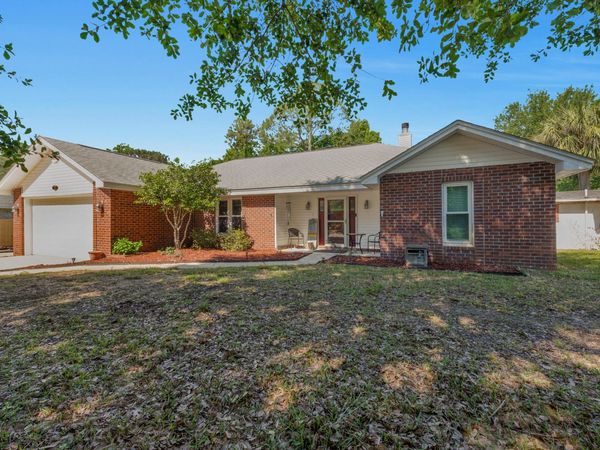 1171 Eula Street, Gulf Breeze, FL 32563