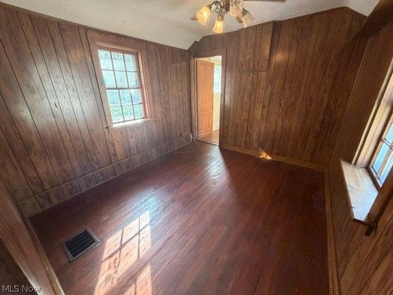 174 Columbus Street, Bedford, OH 44146 Photo 9