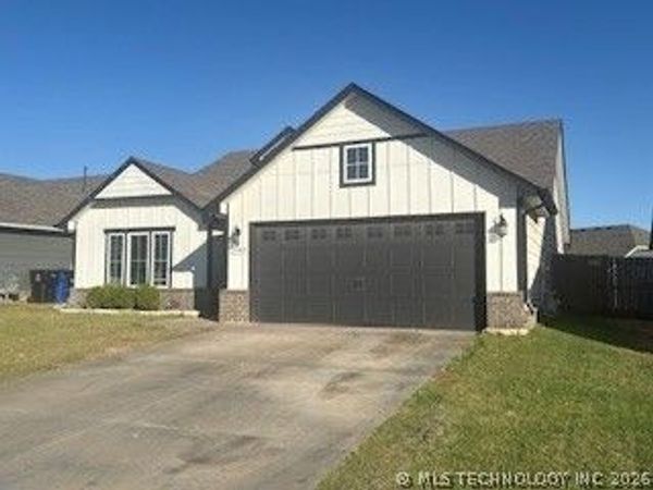 3509 E SANDUSKY Street , Broken Arrow, OK 74135