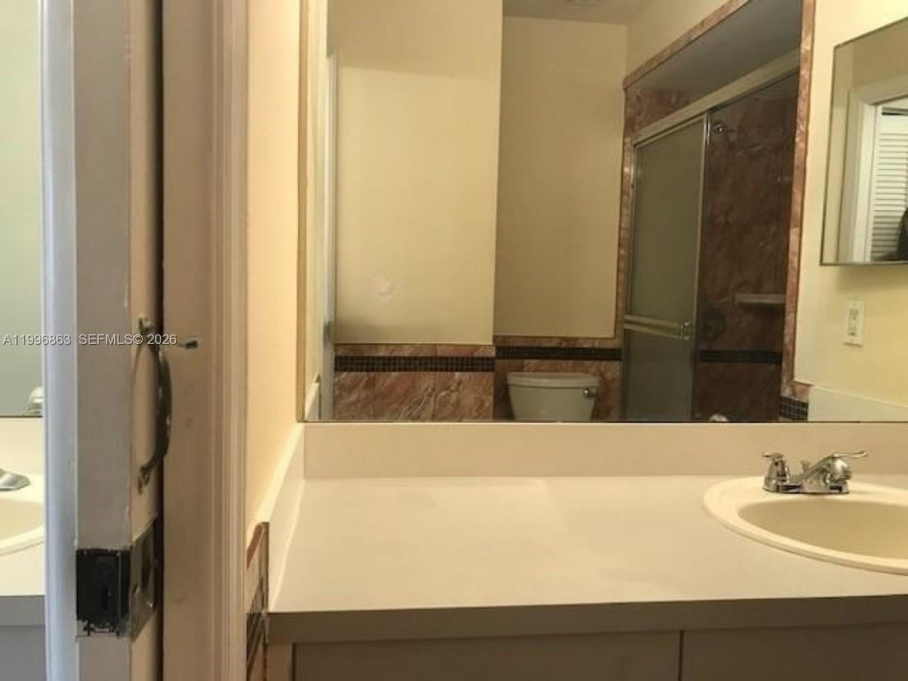 19712 NW 82nd Pl, Hialeah, FL 33015 Photo
