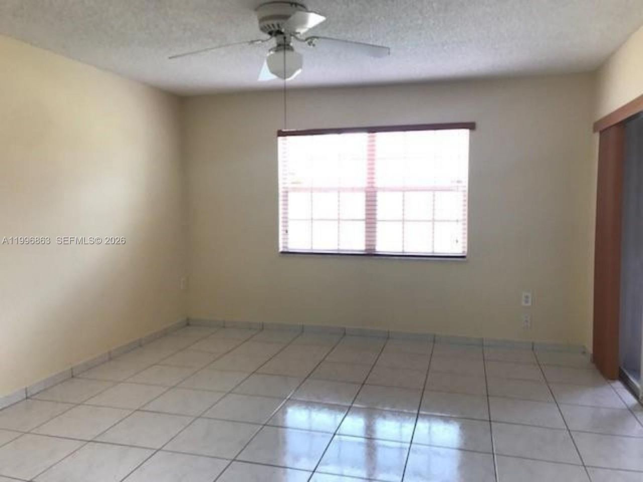 19712 NW 82nd Pl, Hialeah, FL 33015 Photo