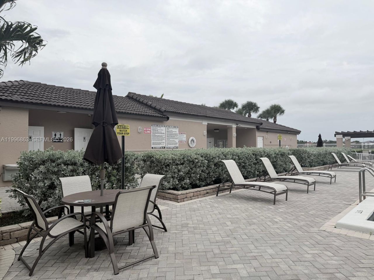 19712 NW 82nd Pl, Hialeah, FL 33015 Photo