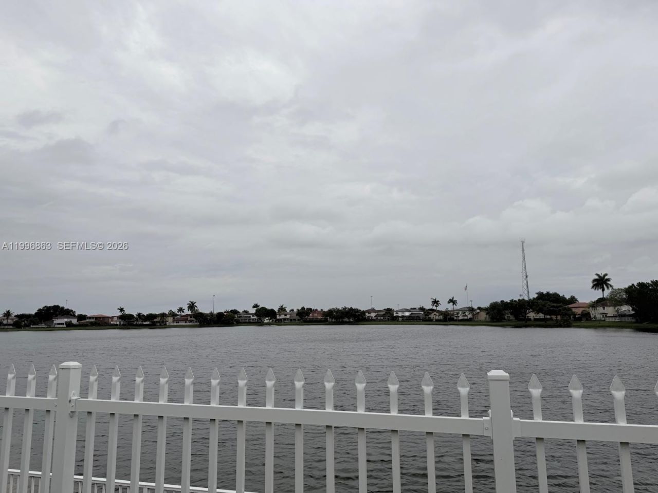 19712 NW 82nd Pl, Hialeah, FL 33015 Photo