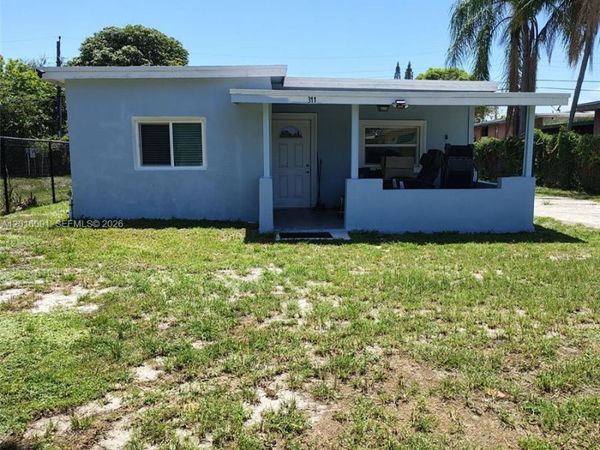 311 NW 28th Way , Fort Lauderdale, FL 33311