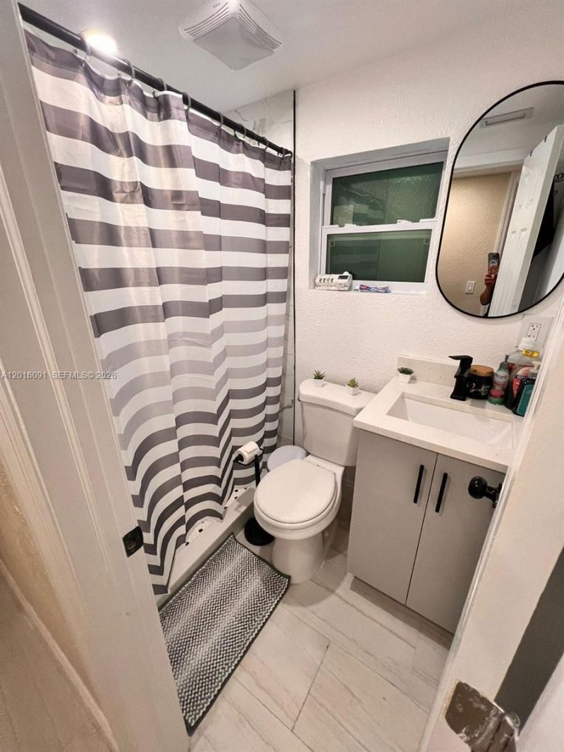 311 NW 28th Way , Fort Lauderdale, FL 33311 Photo