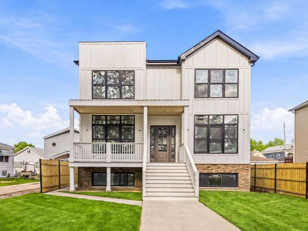 5361 N Normandy Avenue, Chicago, IL 60656