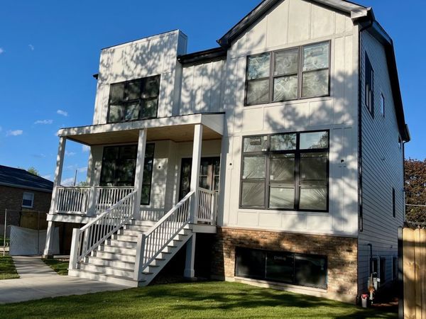 5361 N Normandy Avenue, Chicago, IL 60656