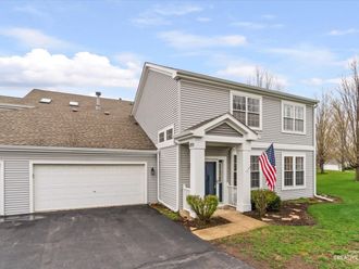 209 Grays Drive Oswego, IL 60543