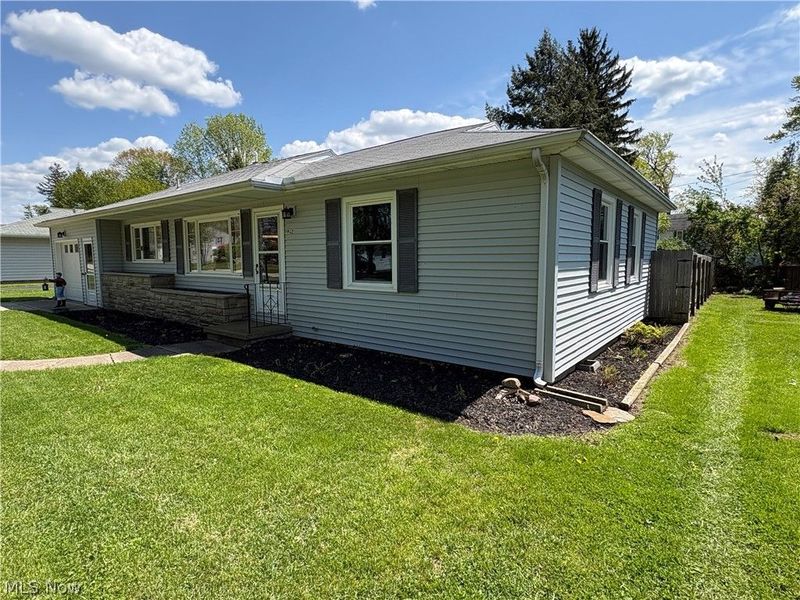 1942 E 41st Street, Ashtabula, OH 44004 Photo 2