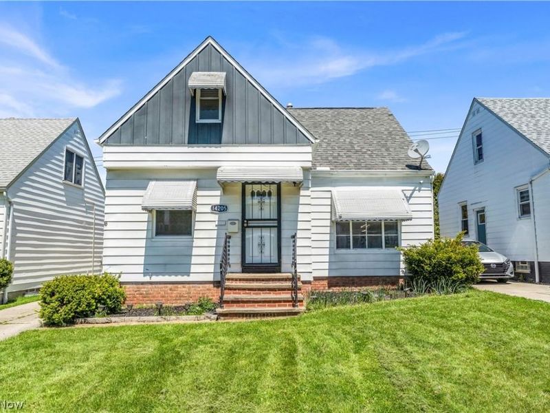 14205 Corridon Avenue , Maple Heights, OH 44137 Photo 1