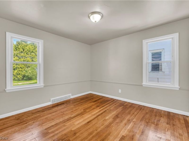 14205 Corridon Avenue , Maple Heights, OH 44137 Photo 11