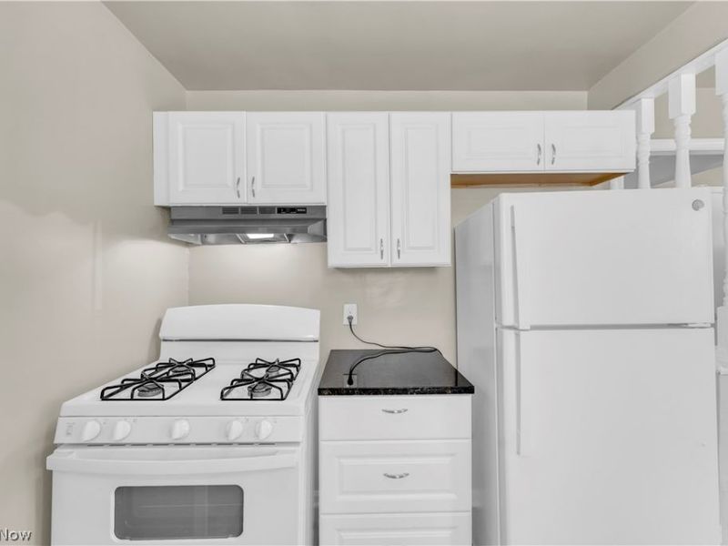 14205 Corridon Avenue , Maple Heights, OH 44137 Photo 8