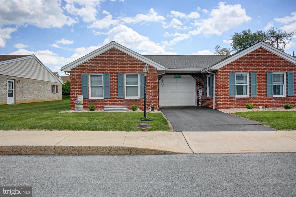 712 Marden Avenue N , Shippensburg, PA 17257 Main Photo