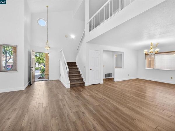 1026 Burnham Dr, Pittsburg, CA 94565