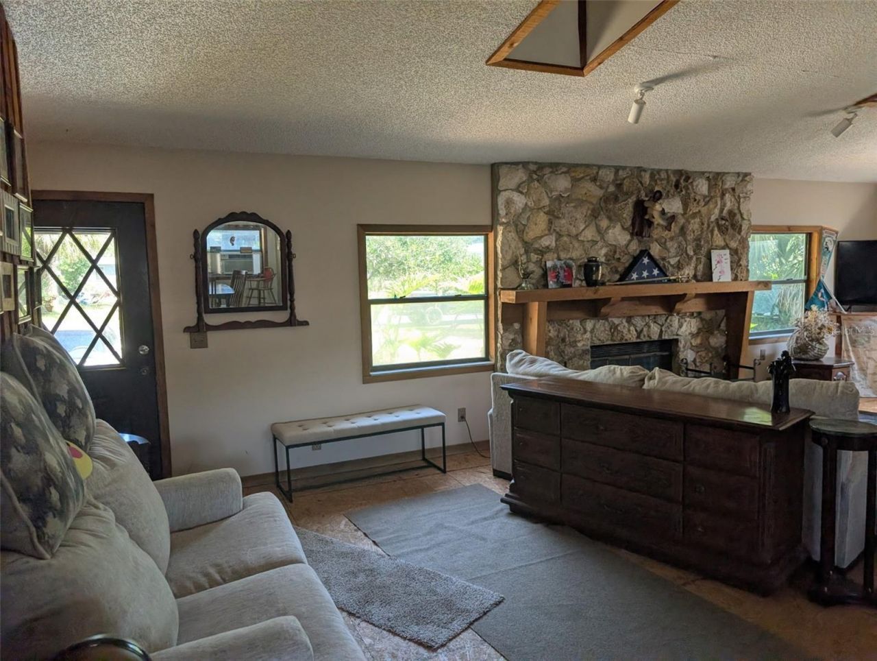 24514 Bonnett Road, Astor, FL 32102 Photo