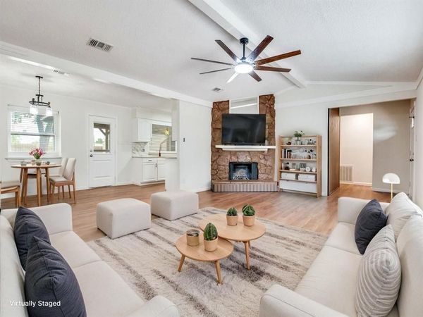 321 Campo Street, Grand Prairie, TX 75051