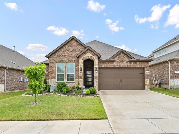 3004 Bar H Avenue, Aubrey, TX 76227