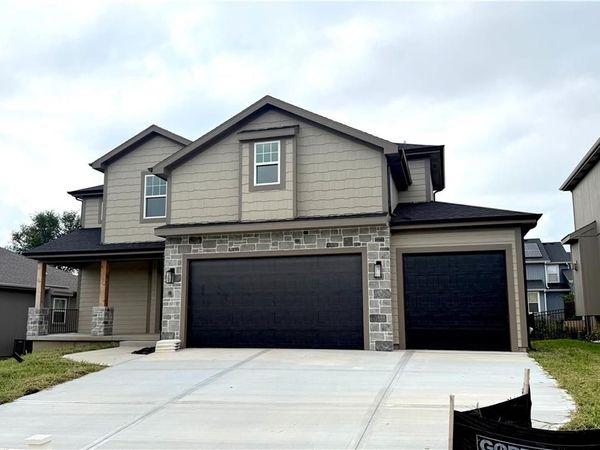 31428 W 85th Terrace, De Soto, KS 66018