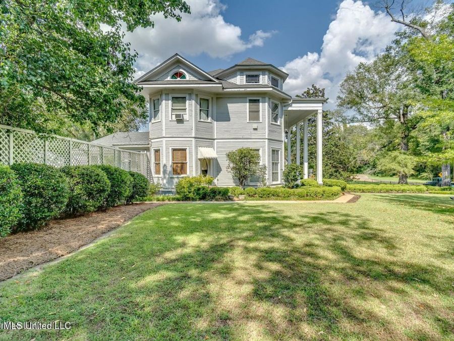Property Image 37