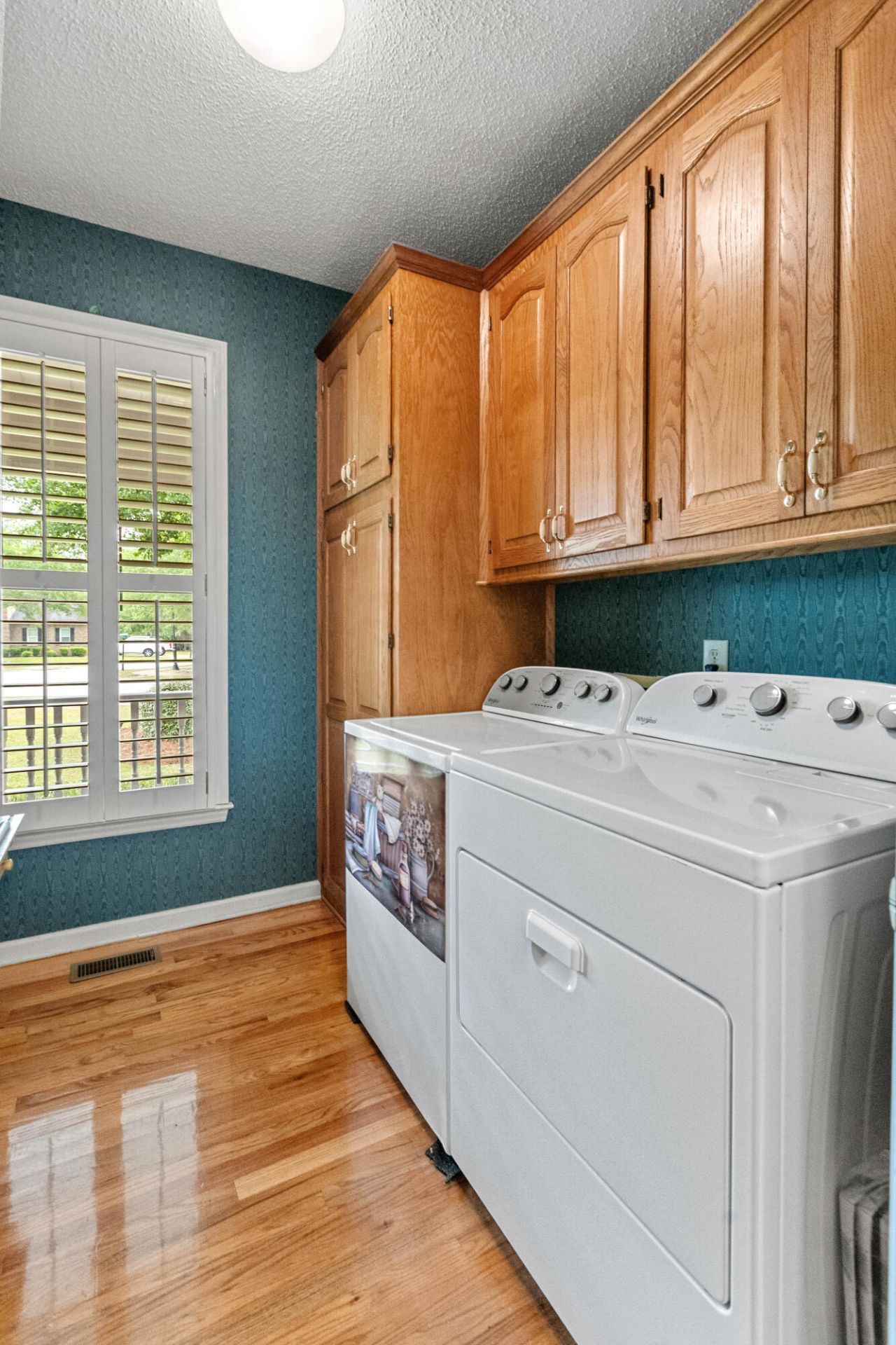 1100 Francis Marion Circle Photo 14
