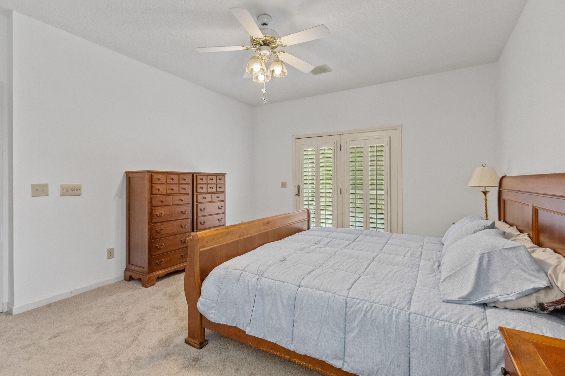 1100 Francis Marion Circle Photo 16