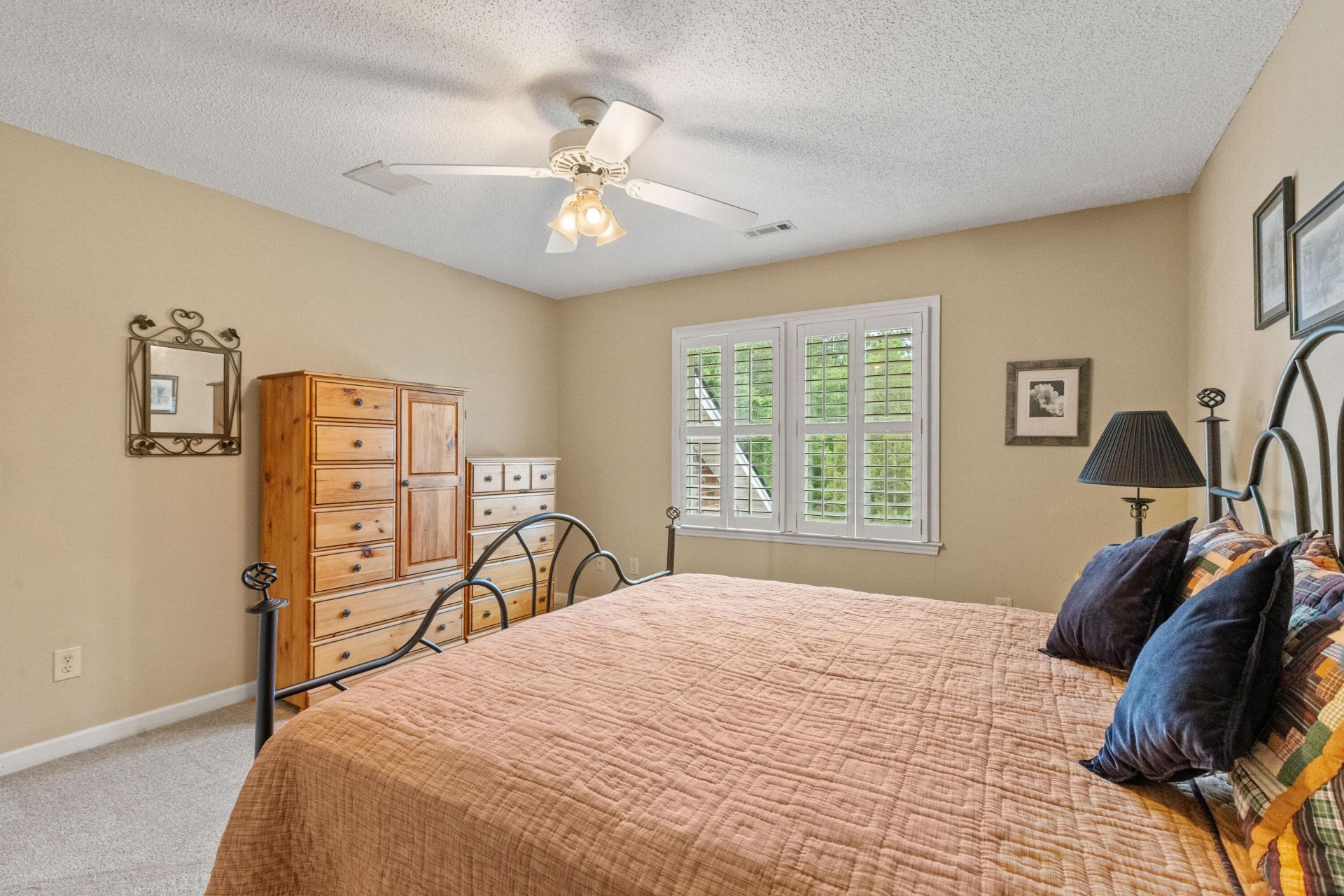 1100 Francis Marion Circle Photo 24