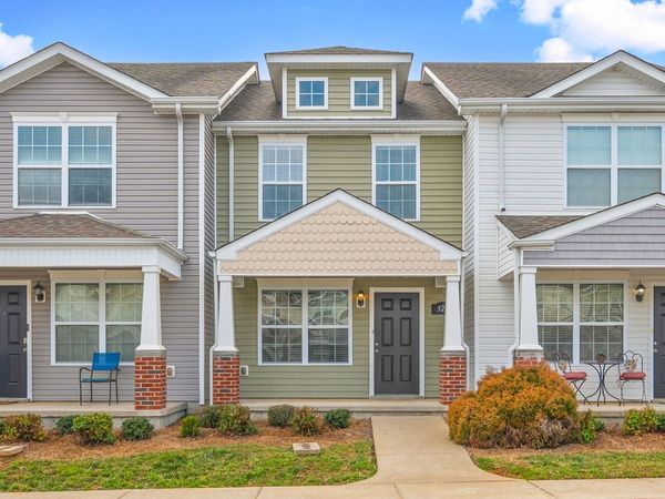 324 Sam Houston Cir , Clarksville, TN 37040