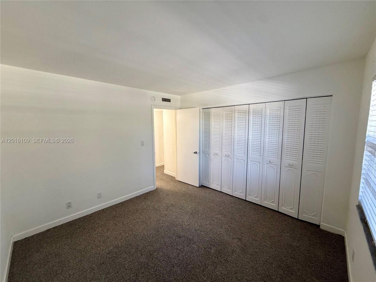1075 Riverside Dr, Unit 306, Coral Springs, FL 33071 Photo