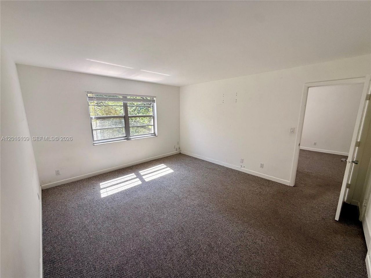 1075 Riverside Dr, Unit 306, Coral Springs, FL 33071 Photo