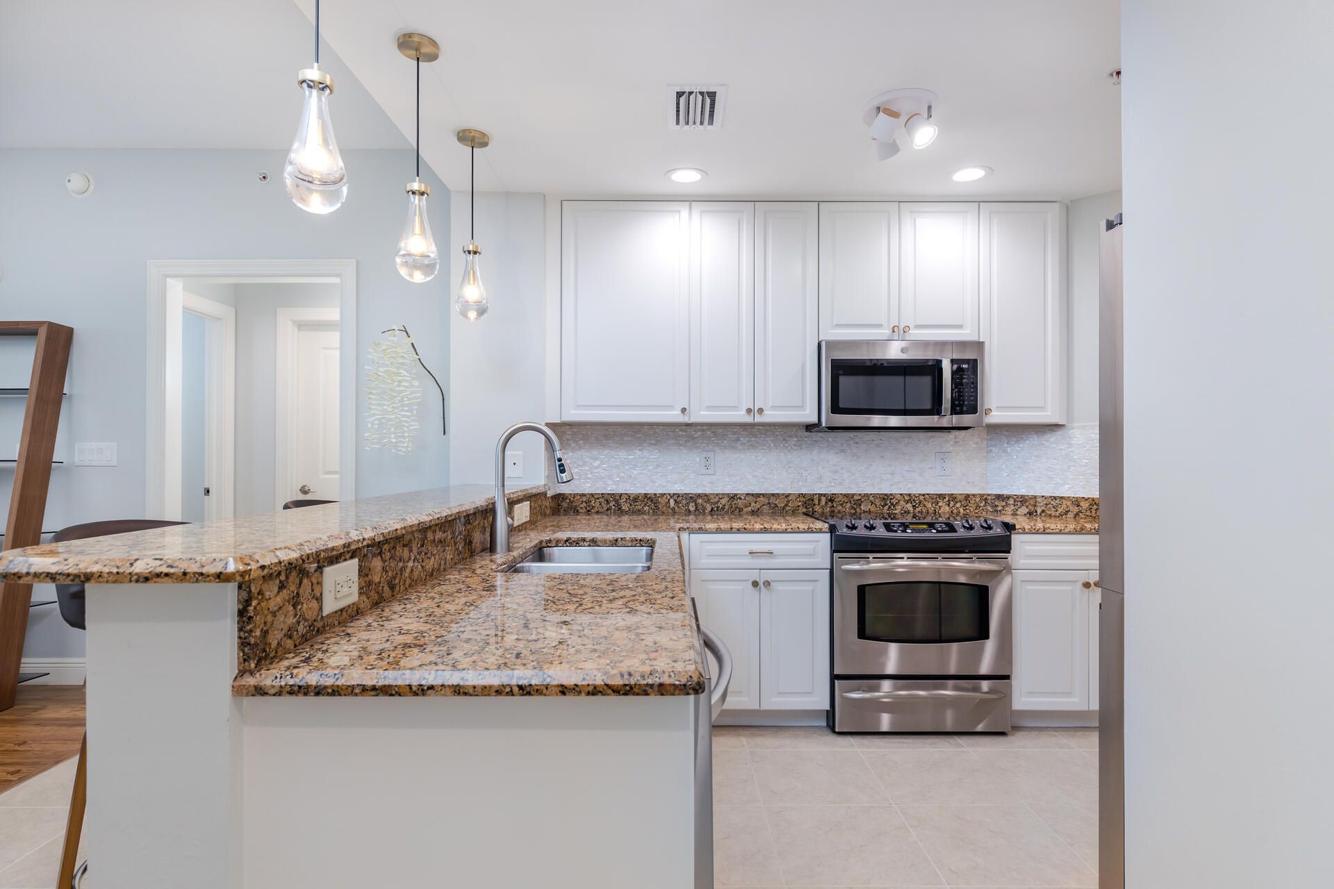 5781 Cape Harbour Dr, Unit 1205, Cape Coral, FL 33914 Photo
