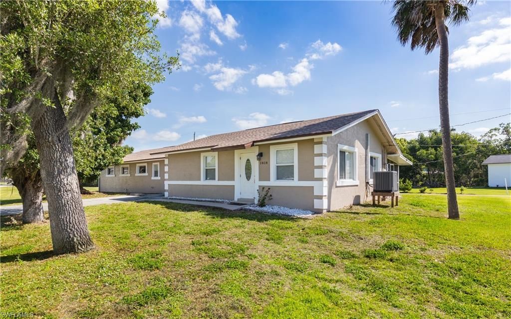 1808 Stevenson Rd , North Fort Myers, FL 33917 Photo