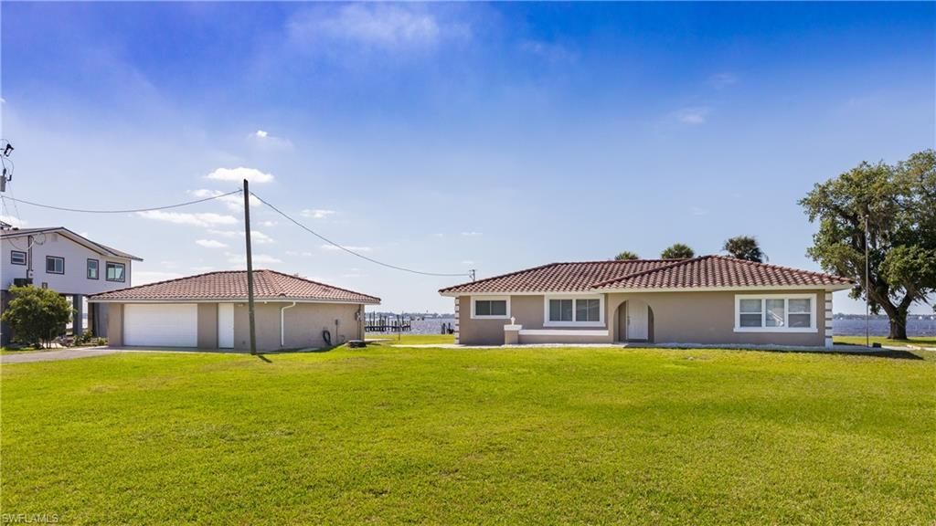 1818/1822 Stevenson Rd, North Fort Myers, FL 33917 Photo