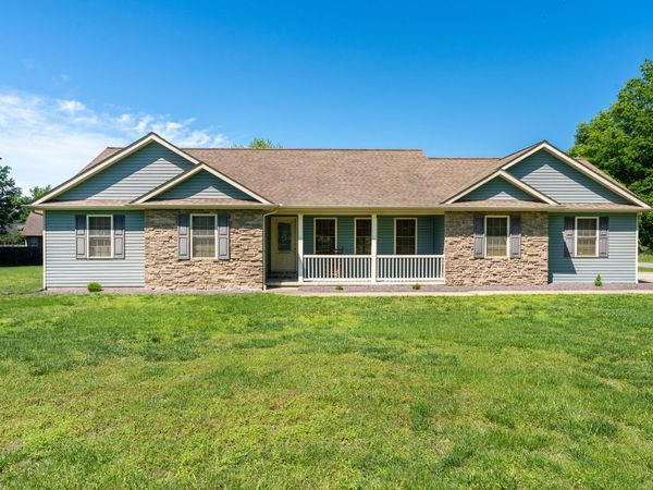 1100 Samantha Drive , Carterville, IL 62918