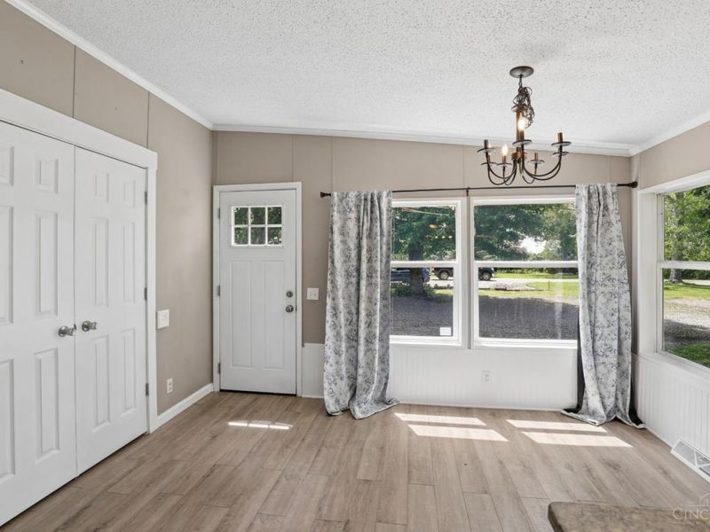 1048 Richey Road, Franklin Twp, OH 45120 Photo 10