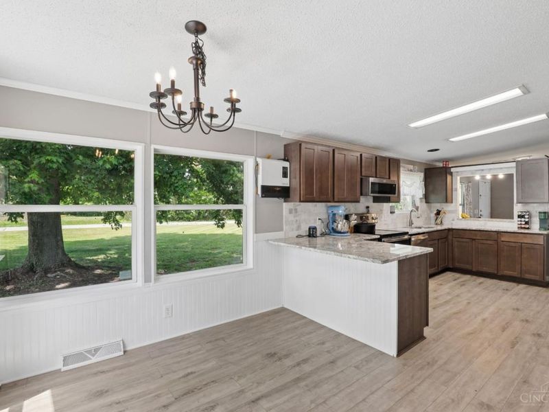 1048 Richey Road, Franklin Twp, OH 45120 Photo 16