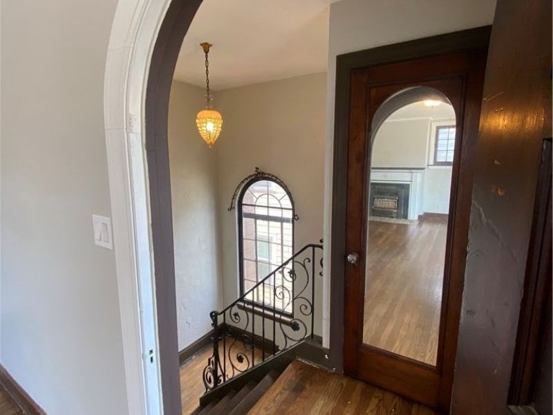 9327 Clifton Boulevard , Cleveland, OH 44102 Photo 5