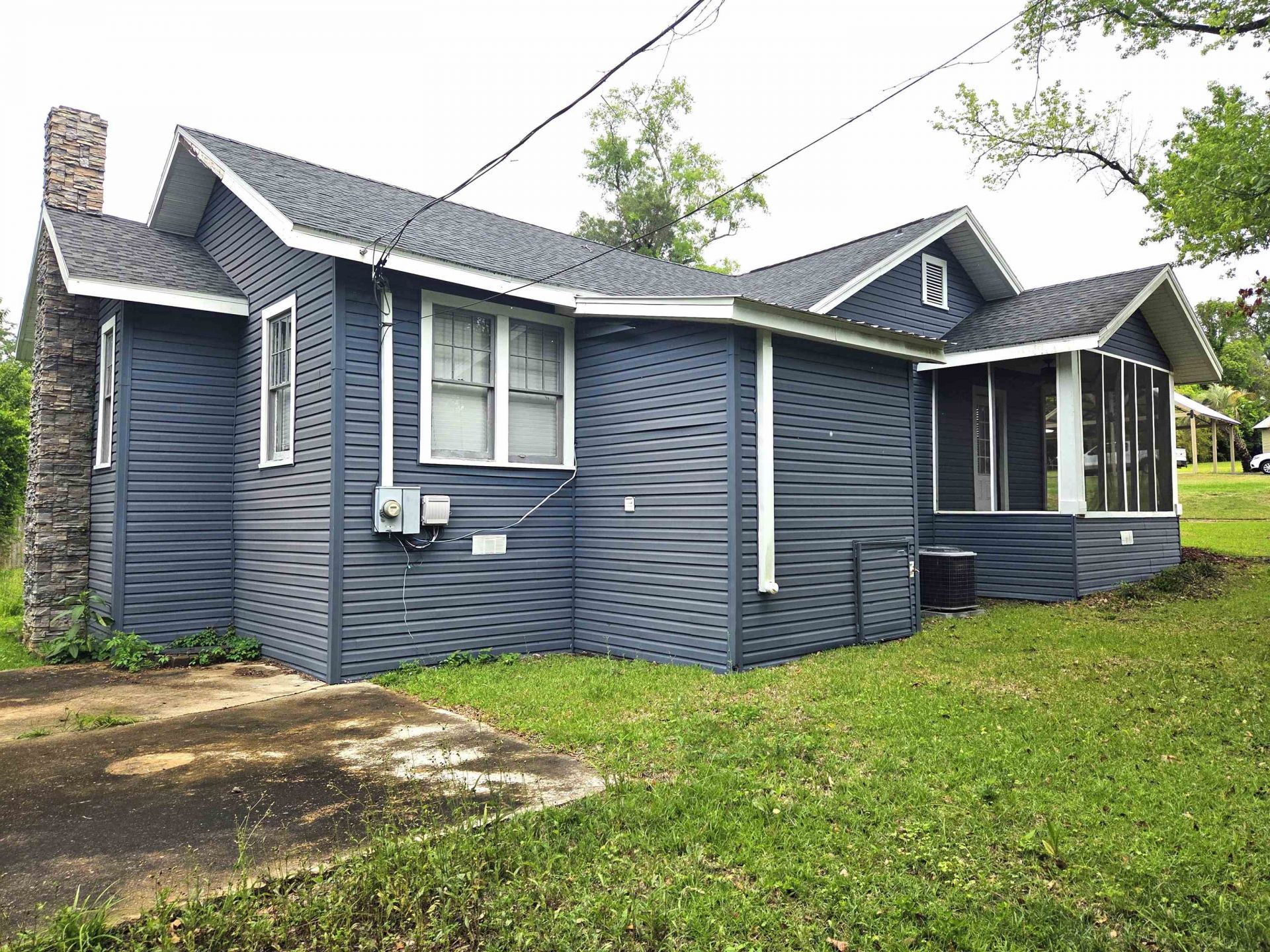 2955 Sylvia Drive , Marianna, FL 32446 Photo