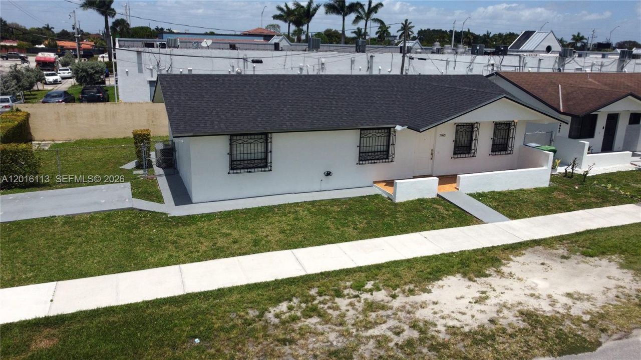 7993 SW 9th Ter , Miami, FL 33144 Photo