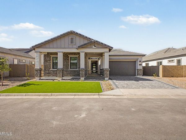2520 E PRESTON Street, Mesa, AZ 85213