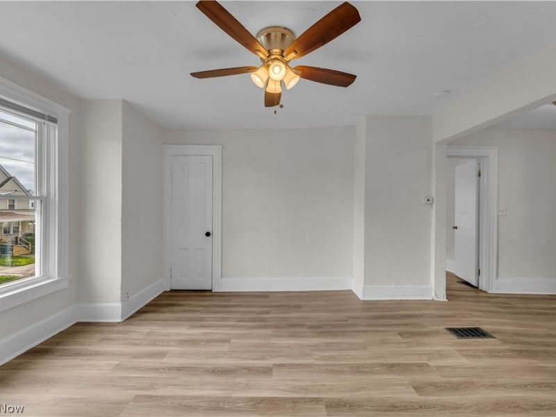 2018 W 100th Street , Unit 2/UP, Cleveland, OH 44102 Photo 5