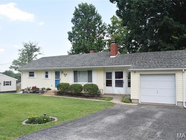 22 Anthony Court , Arnold, MO 63010