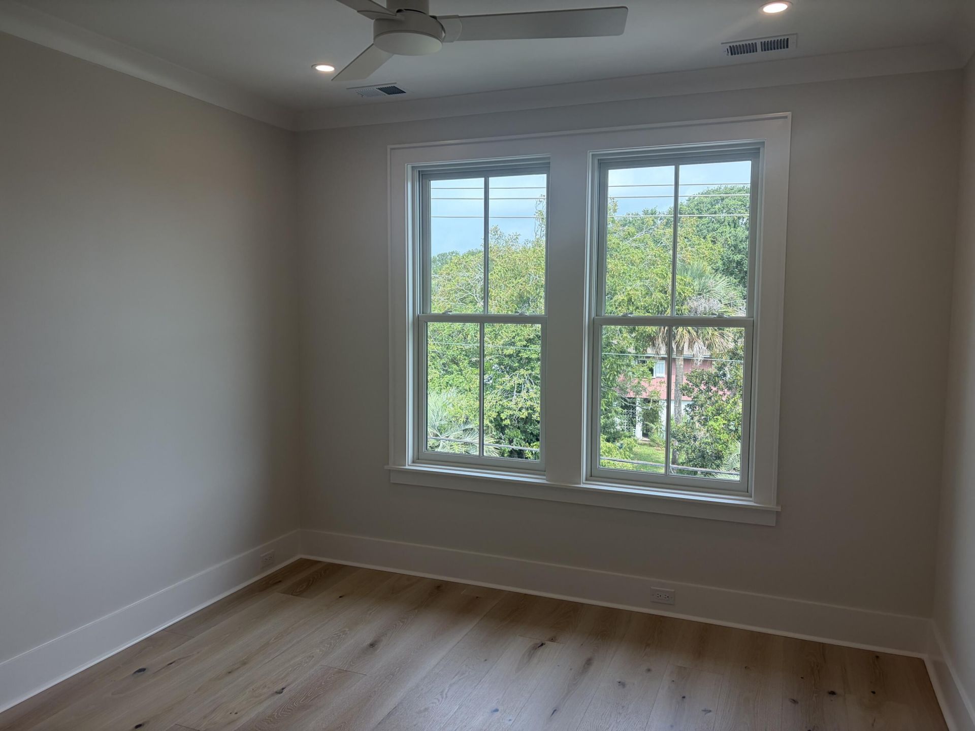 3802 Cameron Boulevard Photo 26